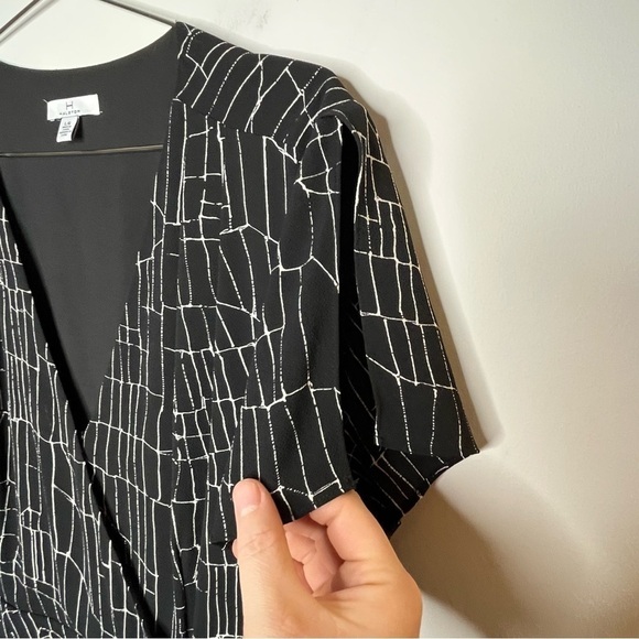 H by Halston Asymmetrical Faux Wrap Dress Abstract Print Short Sleeve - Picture 5 of 10